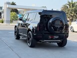 Land Rover Defender-4