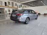Nissan Sunny-8