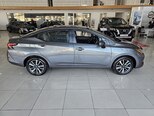 Nissan Sunny-6