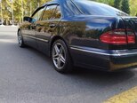 Mercedes E 200-5