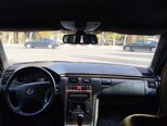 Mercedes E 200-7