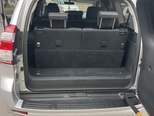 Toyota Land Cruiser Prado-19