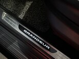 Hyundai Grandeur-11