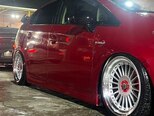 Toyota Prius-8