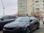 Kia K5-1