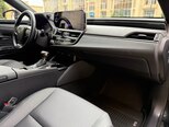 Lexus ES 300h-7