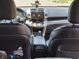 Toyota RAV4-12
