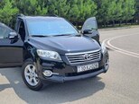 Toyota RAV4-21