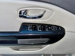 Kia Carnival-9