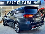 Kia Carnival-7
