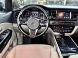 Kia Carnival-19