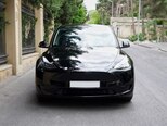 Tesla Model Y-2