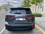 Toyota Highlander-2