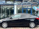 Hyundai Accent-11
