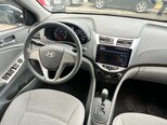 Hyundai Accent-10