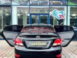 Hyundai Accent-14