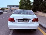 Mercedes E 220 d-3