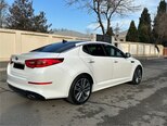 Kia K5-4