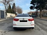 Kia K5-3