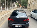 Hyundai Elantra-6
