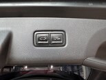 Kia Carnival-17