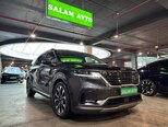 Kia Carnival-1