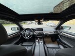 BMW 530e-11