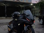 Yamaha R15 V4-4