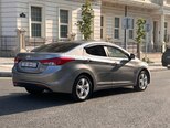 Hyundai Elantra-4
