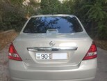 Nissan Tiida-2