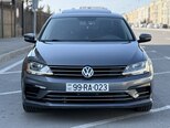 Volkswagen Jetta-1