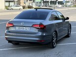 Volkswagen Jetta-7