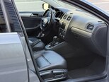 Volkswagen Jetta-6