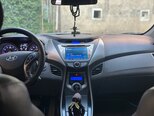 Hyundai Elantra-5