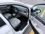 Hyundai Sonata-12