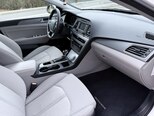 Hyundai Sonata-13