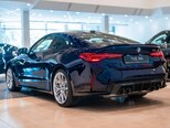 BMW M4-11