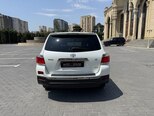 Toyota Highlander-7