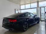 Audi A5-9
