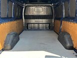 Ford Transit-7