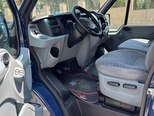 Ford Transit-17