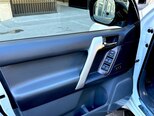 Toyota Land Cruiser Prado-16