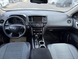 Nissan Pathfinder-17