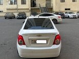 Chevrolet Aveo-5