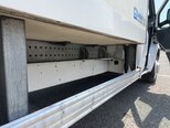 Ford Transit-11