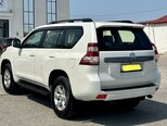 Toyota Land Cruiser Prado-4