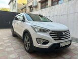 Hyundai Grand Santa Fe-1