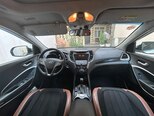 Hyundai Grand Santa Fe-5