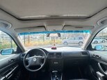 Volkswagen Jetta-13