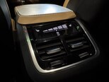 Volvo XC90-13